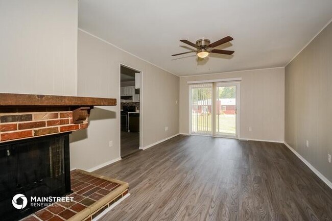 Building Photo - 14613 Pettycoat Ln, Florissant, MO 63034