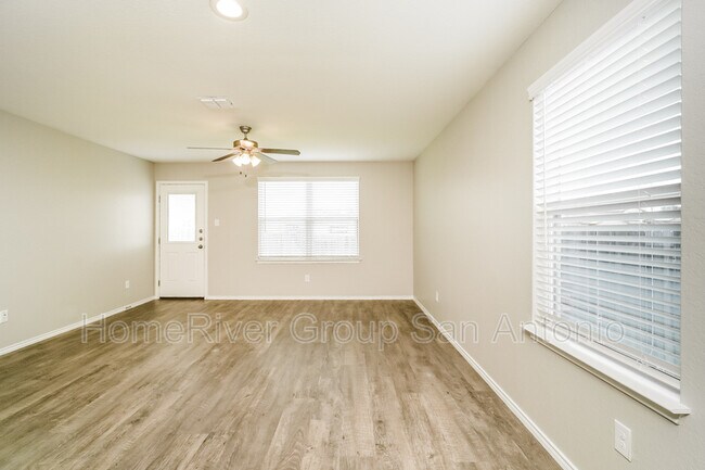 Foto del edificio - 3920 Asher Alley