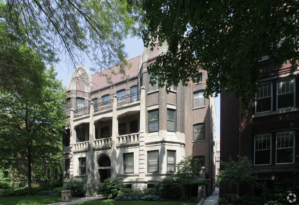 Primary Photo - 5451-5453 S Hyde Park Blvd