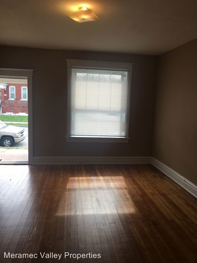 Building Photo - 3343 S Compton Ave