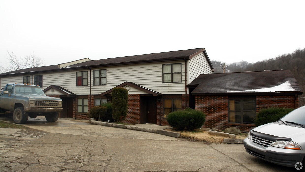 Lana Kay Apartments Apartments in Chapmanville, WV