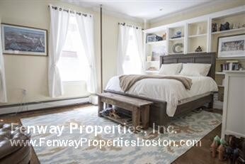 Building Photo - 71 Myrtle St