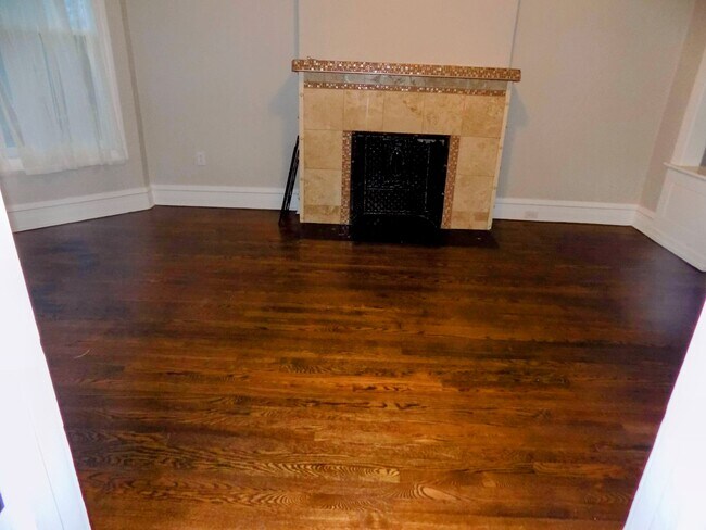 Foto del edificio - 434 N Pine Ave