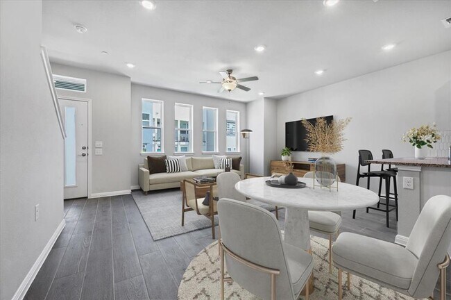 Building Photo - 9015 Cattle Baron Path