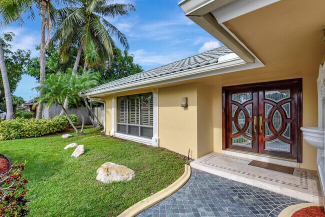 Foto del edificio - 651 SW 18th St