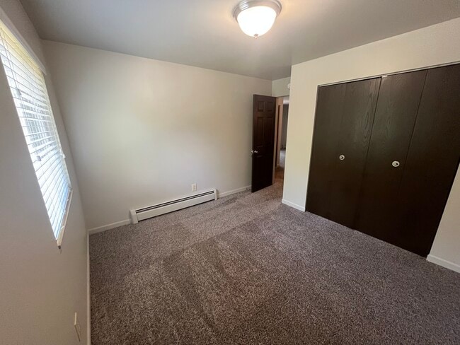 2nd bedroom - Richmond Hills Apartments
