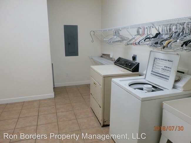 Building Photo - 3 br, 2 bath House - 2724 Indian Ford Road
