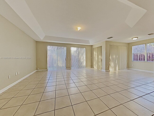 Building Photo - 3821 SW 154th Ct