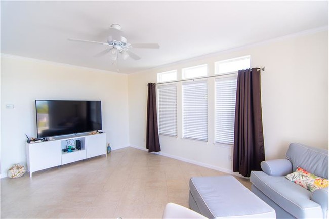Building Photo - 1184 De Lussan Ln