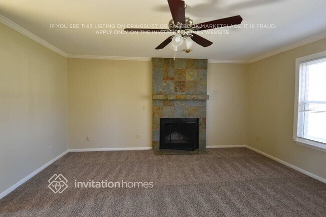 Building Photo - 7001 Fieldlark Ln