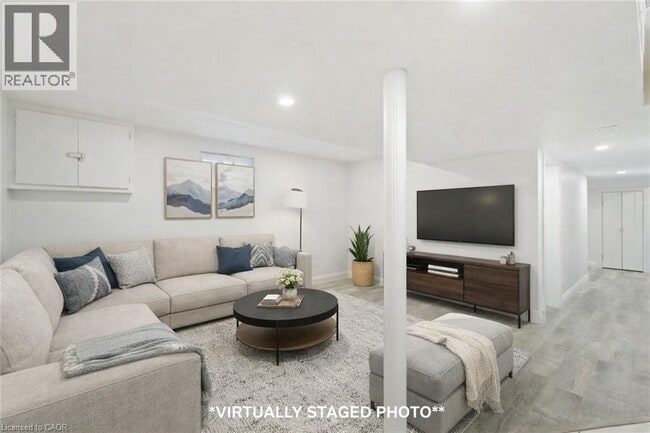 Building Photo - 65 Almond St