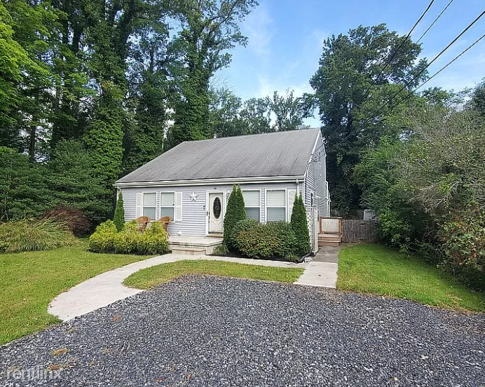 Primary Photo - 3 br, 2 bath House - 28 Paula Ln