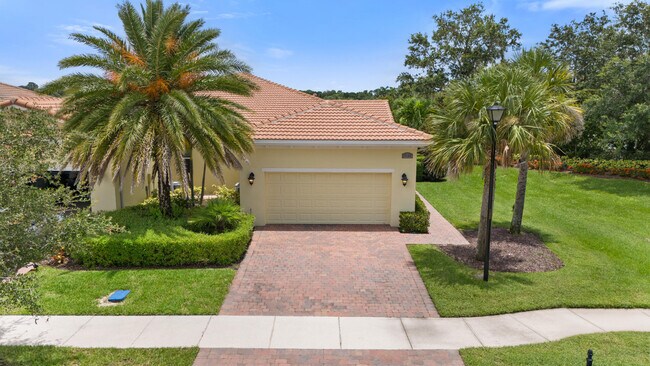 Building Photo - 17132 SW Ambrose Way