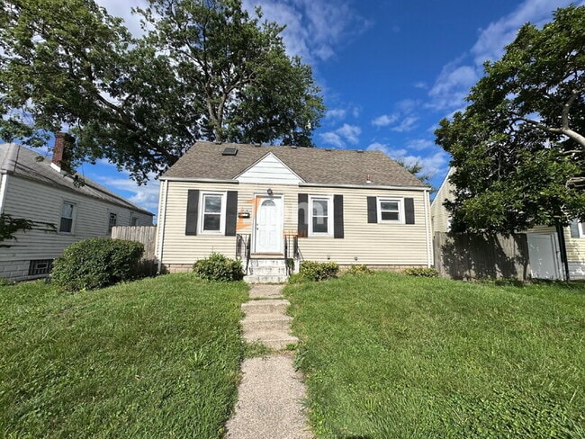 Building Photo - 7414 Tapper Ave
