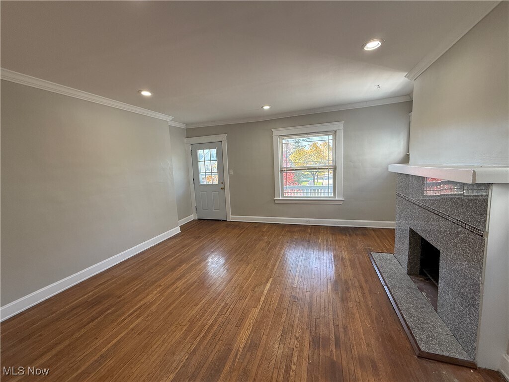 1275 Donald Ave Lakewood, OH 44107 – photo 3