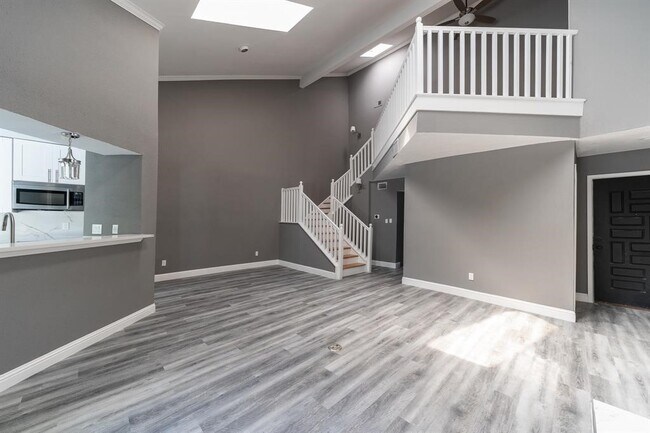 Foto del edificio - 9400 Doliver Dr