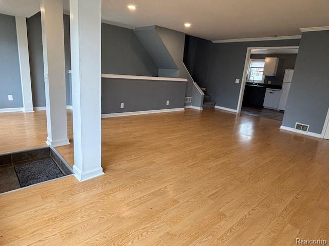 Foto del edificio - 1410 Airway Dr