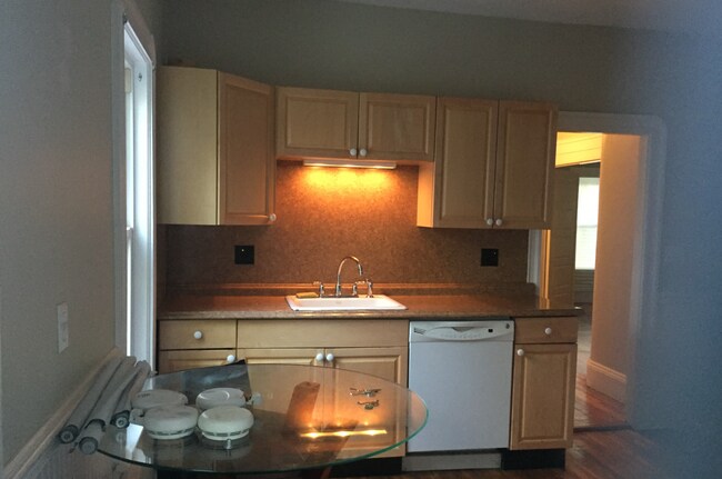 Foto del edificio - 39 Hall Ave