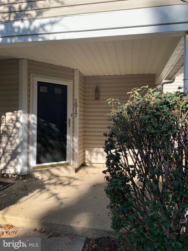 Foto principal - 1017 Heritage Pl