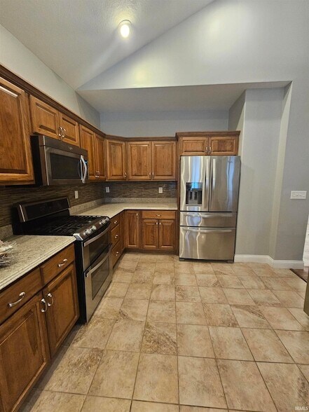 Foto del edificio - 5255 E State Rd 46 Bypass