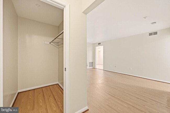 Building Photo - 2505 McVeary Ct