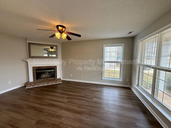 Building Photo - 110 Ridge Lake Dr