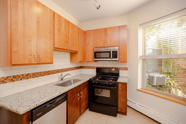 Foto del edificio - 6219 S Kenwood Ave