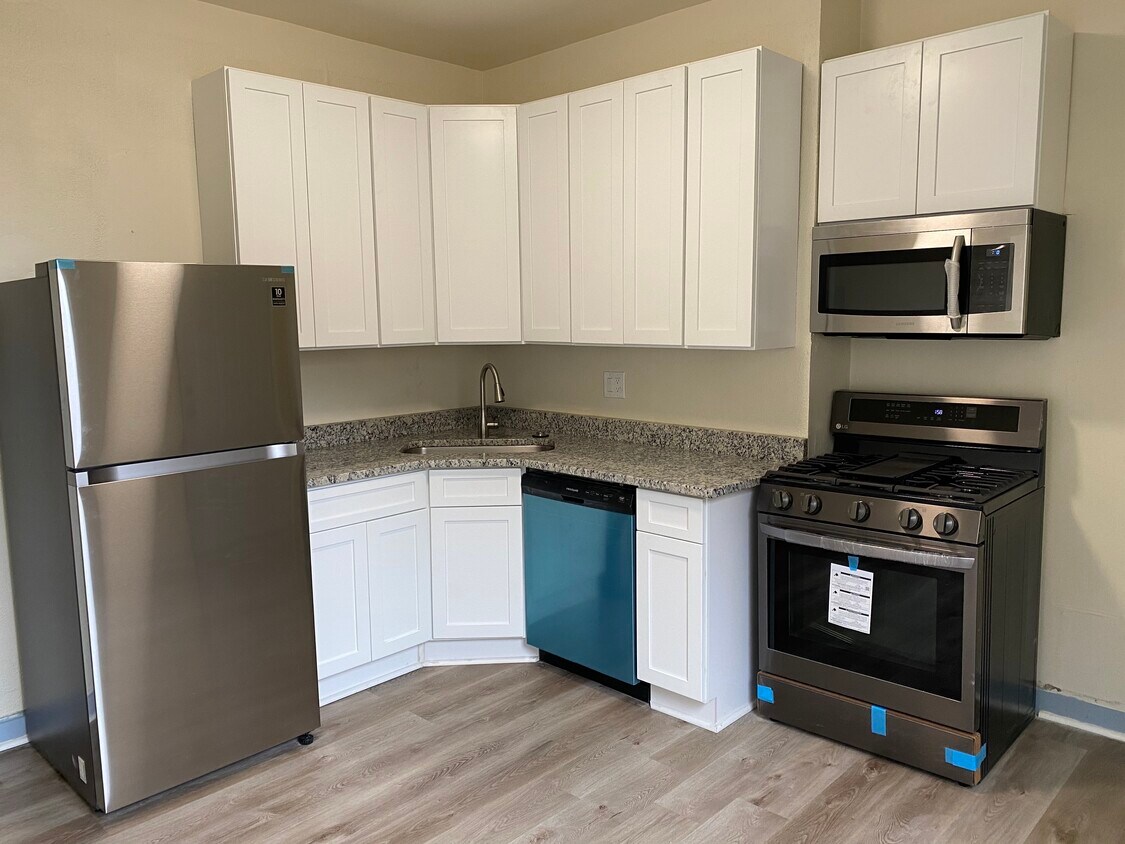 Foto principal - 620 W 7th Ave