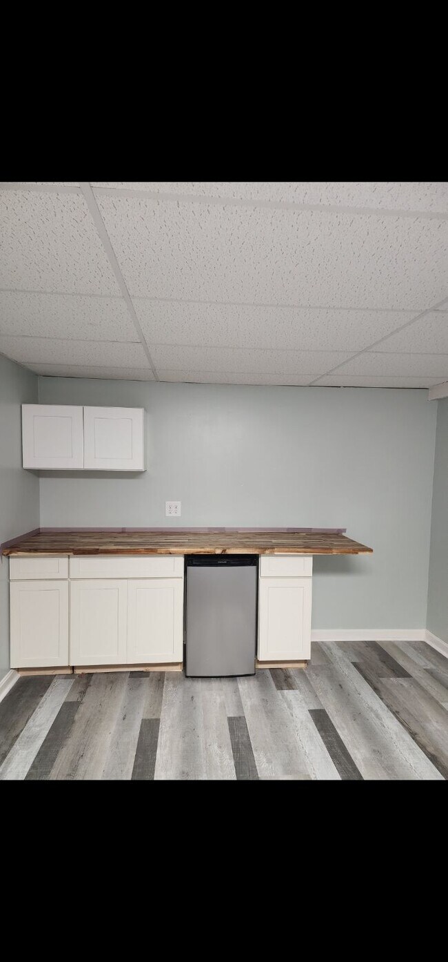 20 Chandler Dr Unit Private Bedrm/Living Rm in Condo, Atkinson, NH 03811 Condo for Rent in