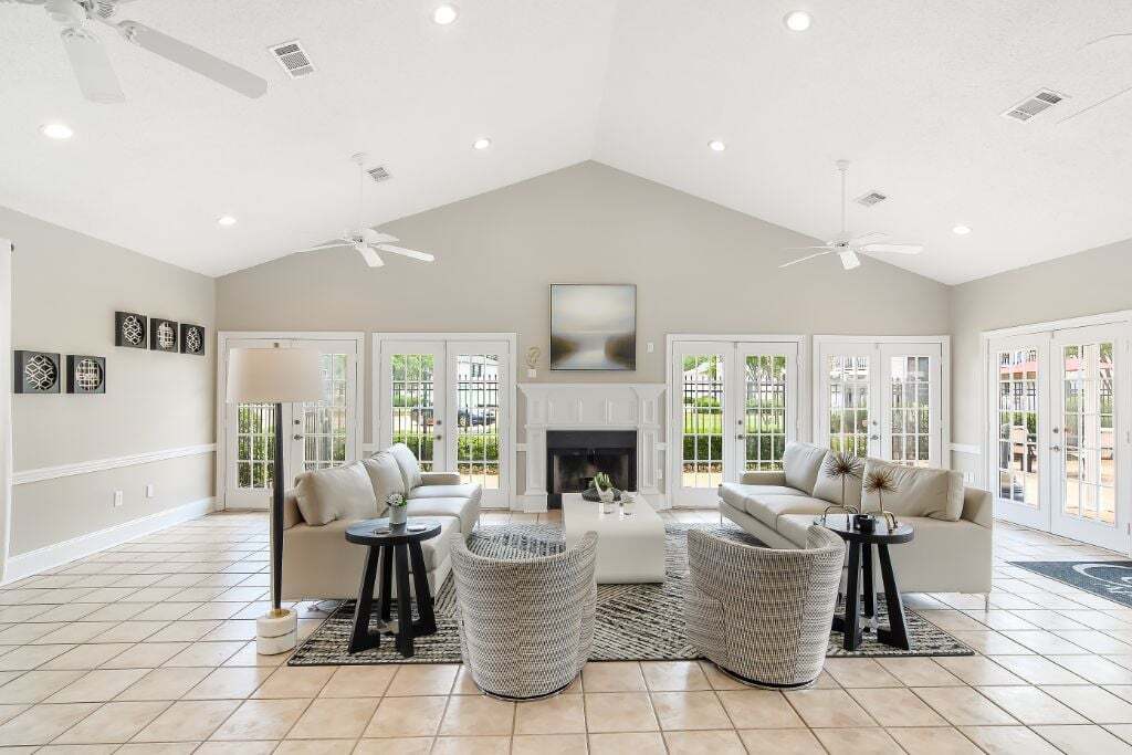 The Colony Apartment Homes Apartments in Columbus, MS