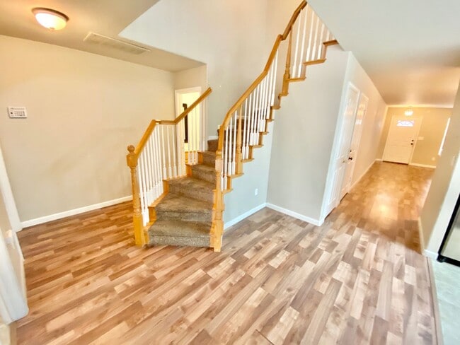 Foto del edificio - Lots of Living Space