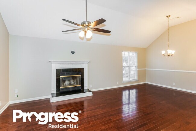 Foto del edificio - 252 Cedarview Dr