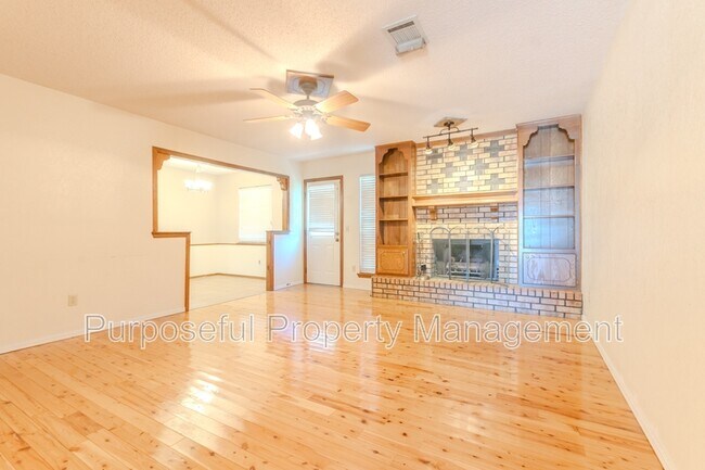 Building Photo - 3145 SW 96th St