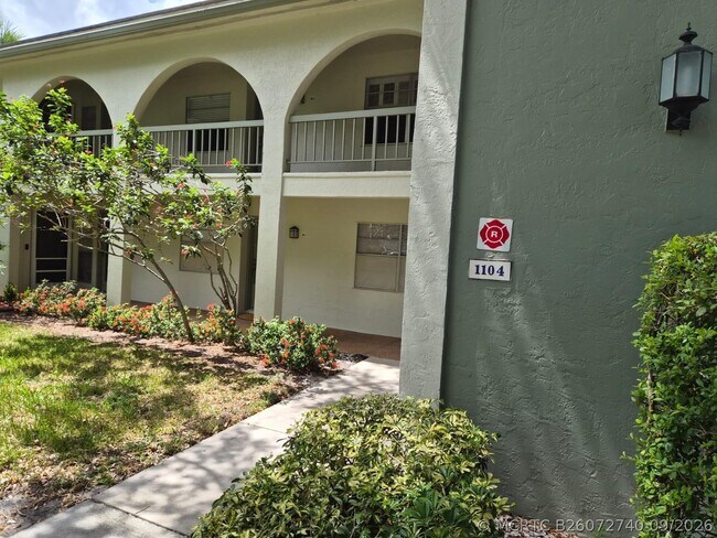 Building Photo - 1104 Bahama Bend