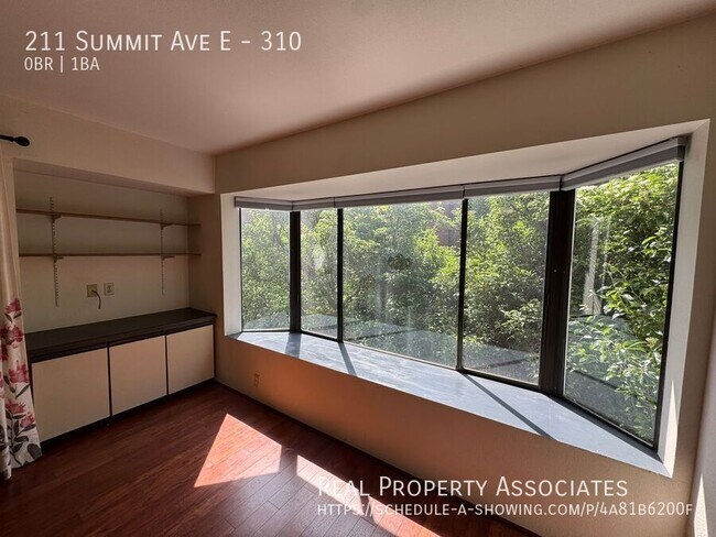Foto del edificio - 211 Summit Ave E