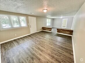 Building Photo - 791 Eyers Rd