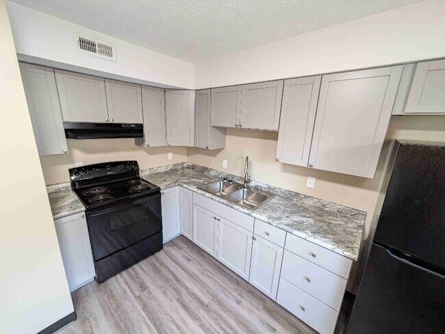 Foto del edificio - 7219 W Susan St