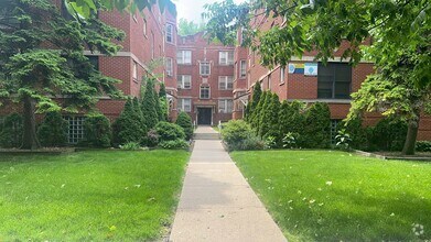 Building Photo - 3932 N Keeler Ave