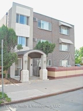 Building Photo - 909 S Pearl St