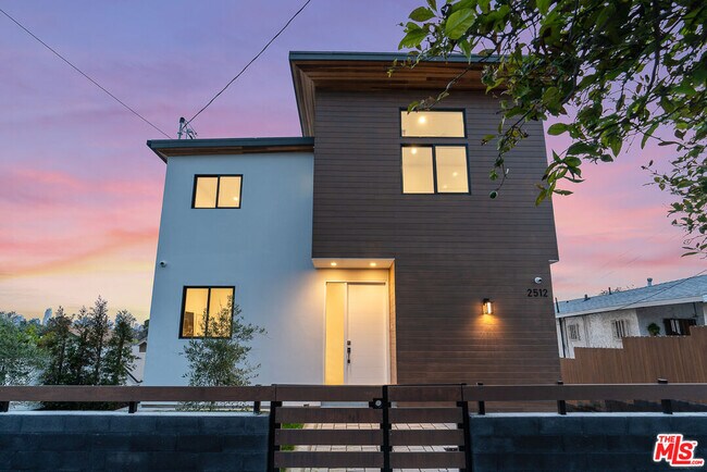 Foto del edificio - 2512 Berkeley Ave