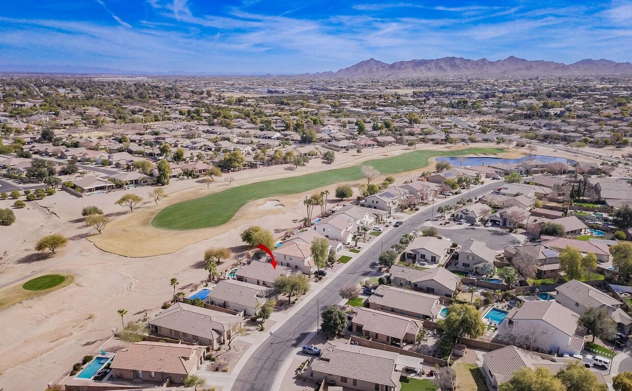 Primary Photo - 6579 S Classic Way