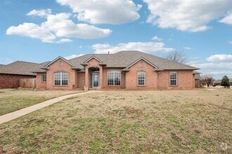 Building Photo - 5501 Lanceshire Ln