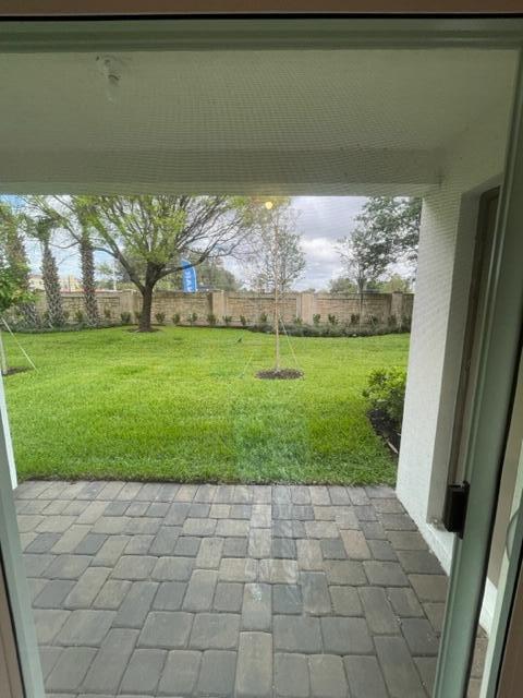 Primary Photo - 6737 Broadwater Ln