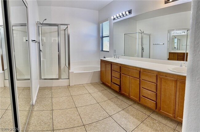 Building Photo - 3524 Tesoro Del Valle Ct