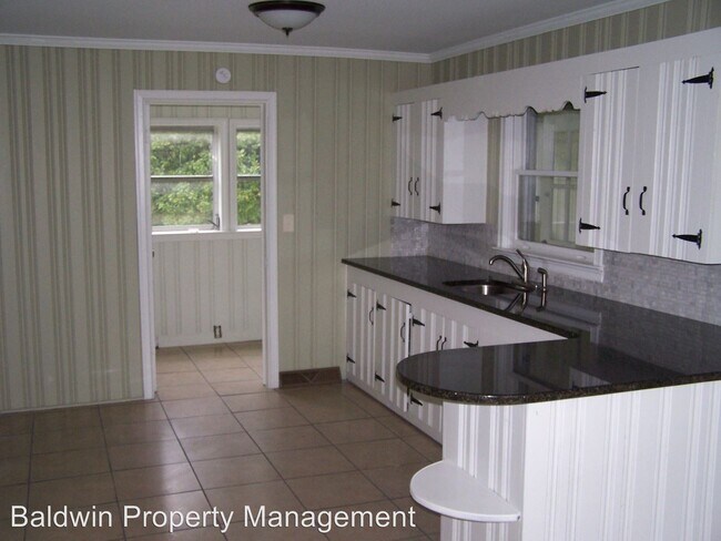 Building Photo - 3 br, 1 bath House - 5212 Brenda Dr.