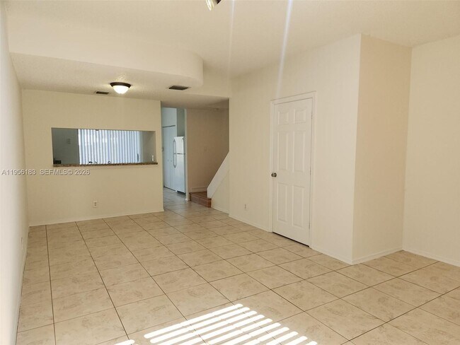 Building Photo - 289 Duval Ct