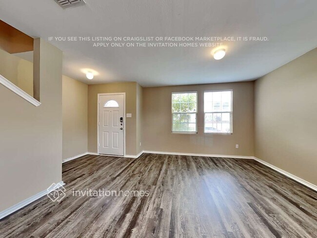 Foto del edificio - 805 Honey Hollow Dr