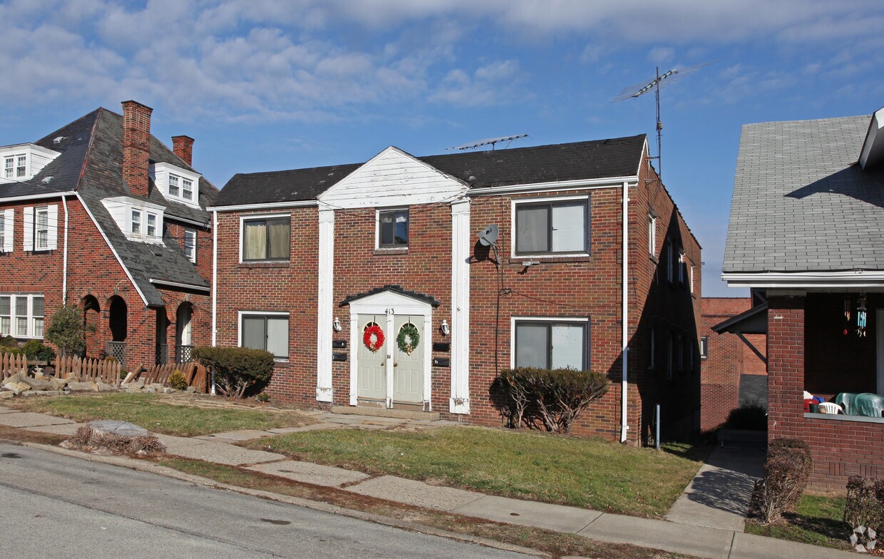 Foto del edificio - 413 Halcomb Ave