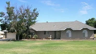 Building Photo - 24947 Tropical Dr
