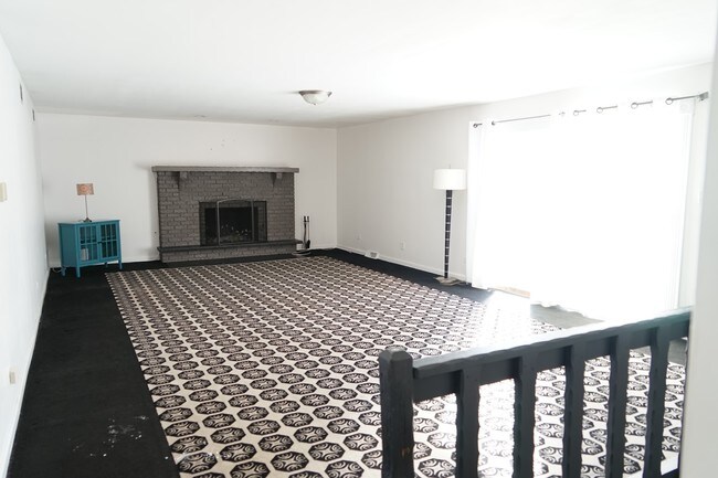 Building Photo - 17800 Wolf Rd